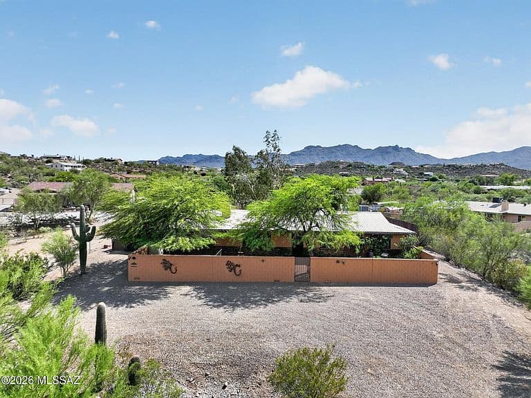 5431 W Calle De La Busca photo 1