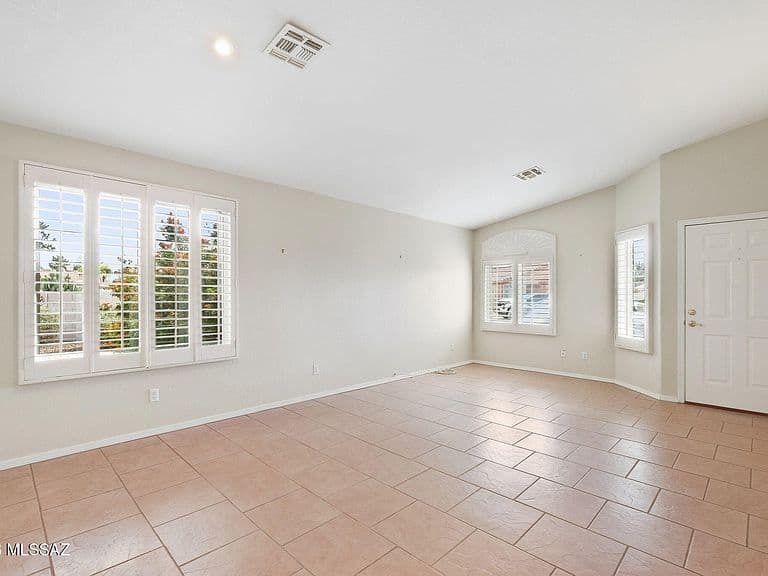7048 W Kamelik Pl photo 2
