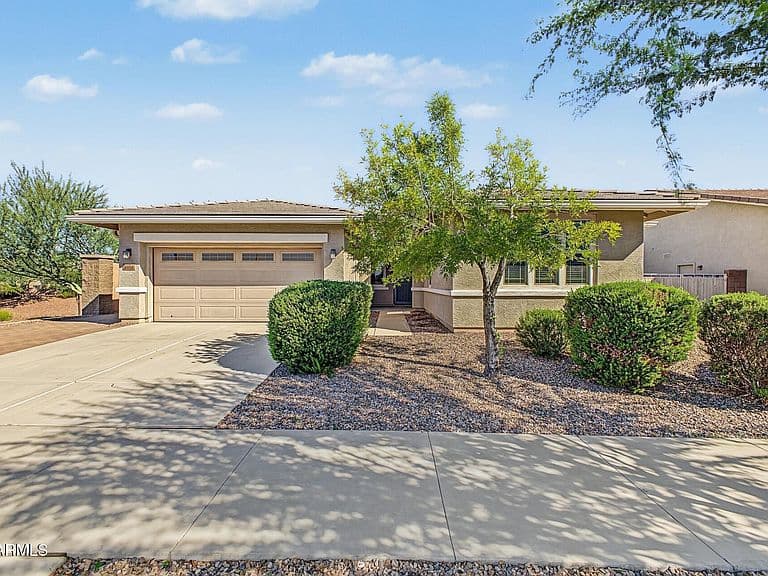 9030 W SELDON Lane photo 2