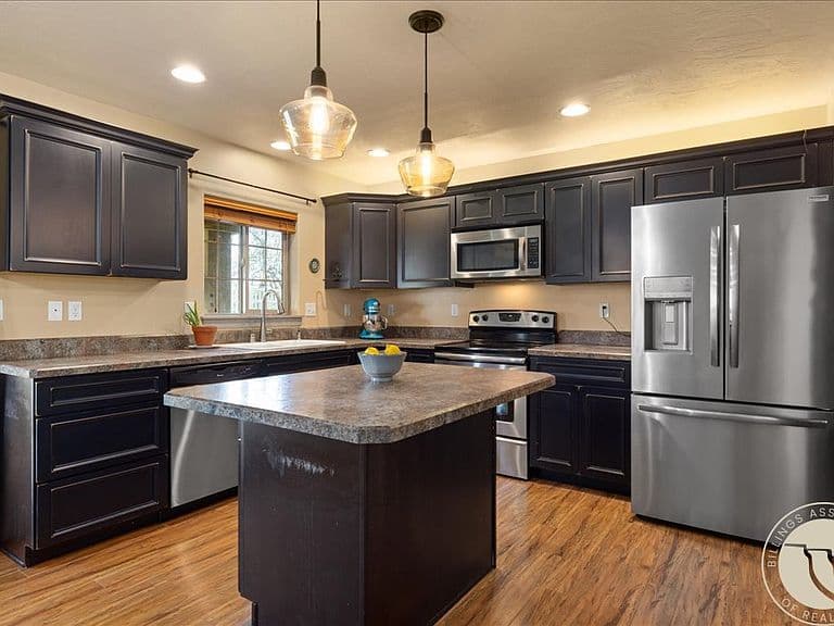 1316 Blackberry Way photo 4