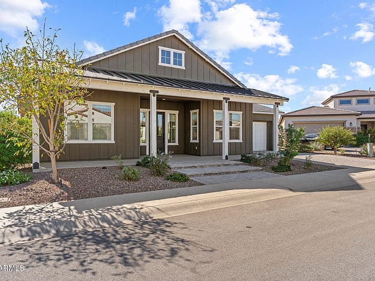17549 W GUTHRIE Street photo 4