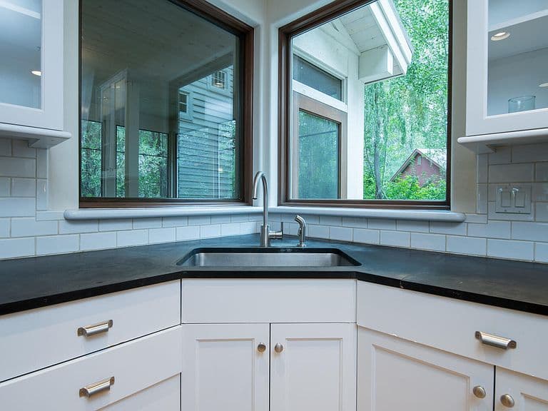 1051 Triumph Dr photo 3