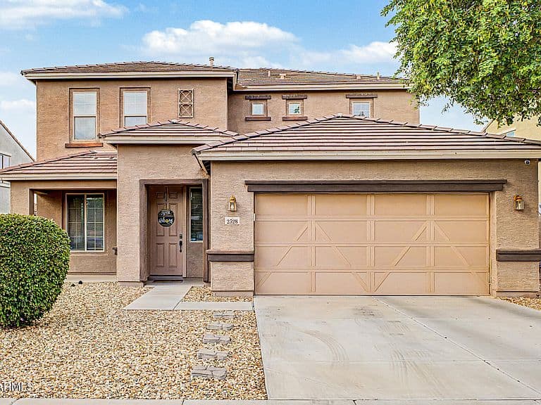2328 W MELODY Drive photo 2