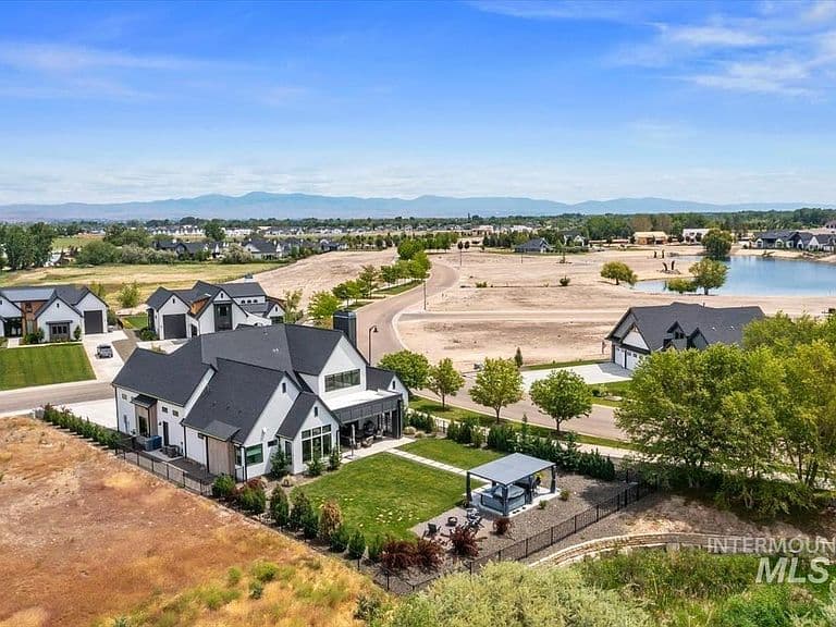 6509 Big Wood Way photo 4