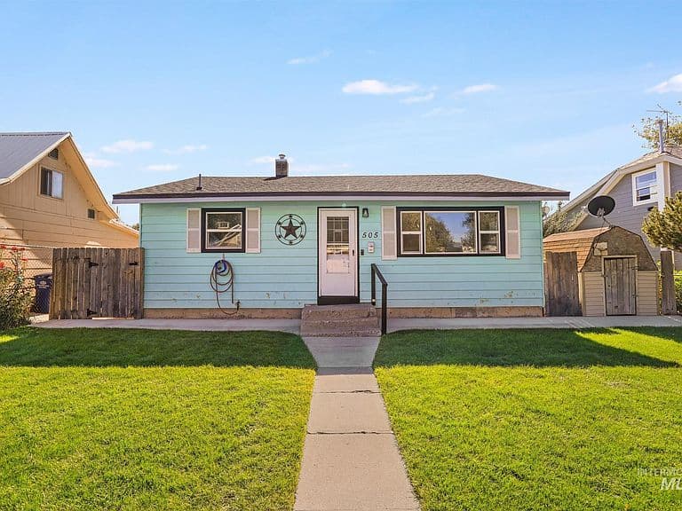 505 W Avenue D photo 1