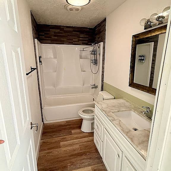 41 S 1190 W photo 5