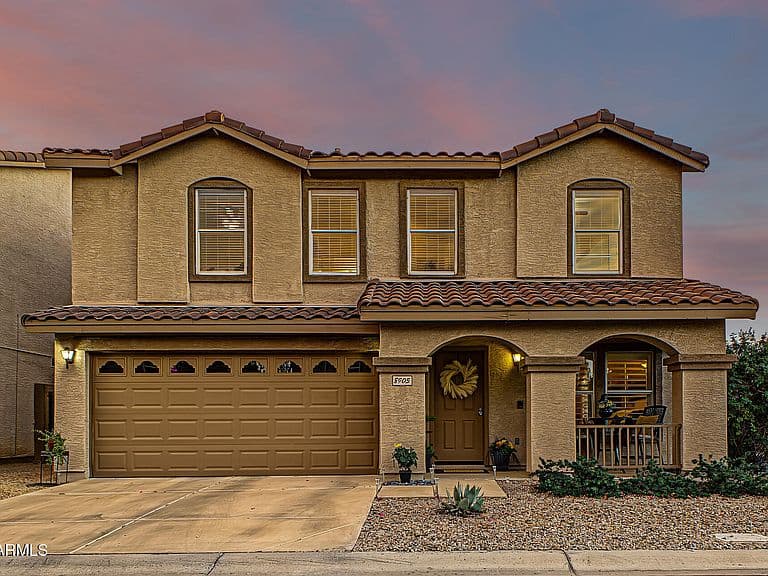 8905 E YUCCA Street photo 2