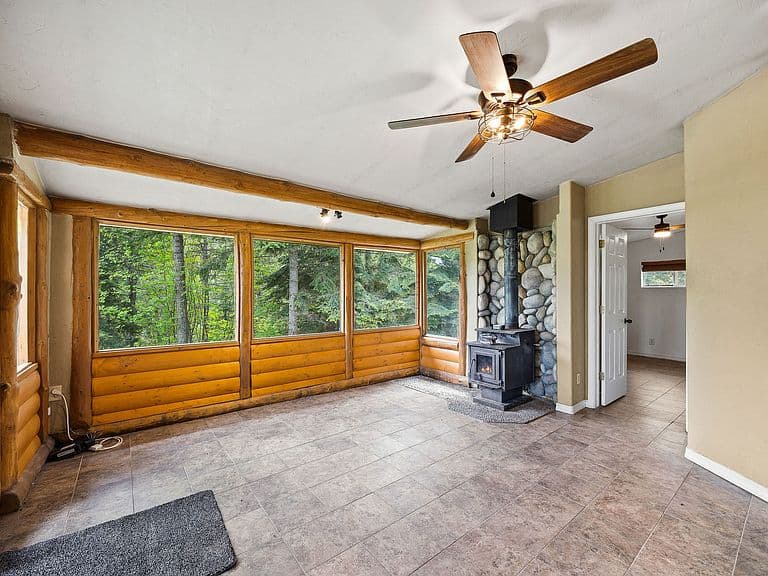 1424 Bierney Creek Rd photo 2