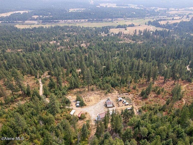 1802 Barnhart Rd photo 4