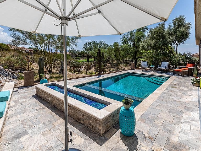 13184 N Desert Flora Ln photo 5