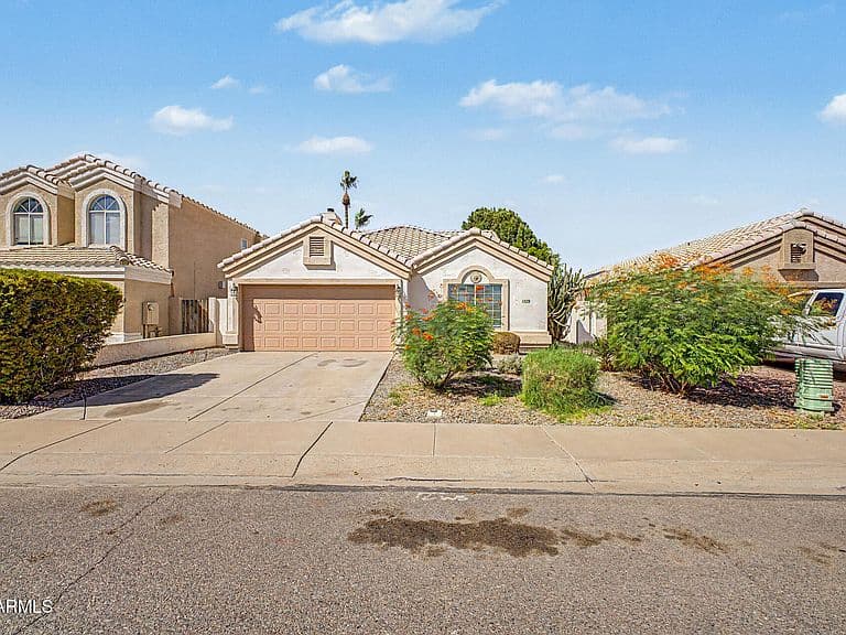 1430 E CINDY Street photo 5