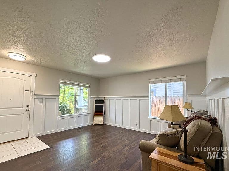 10122 W Shelborne Dr photo 4