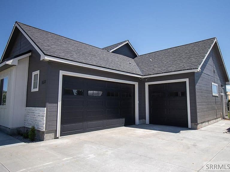1133 McJon Ln photo 2