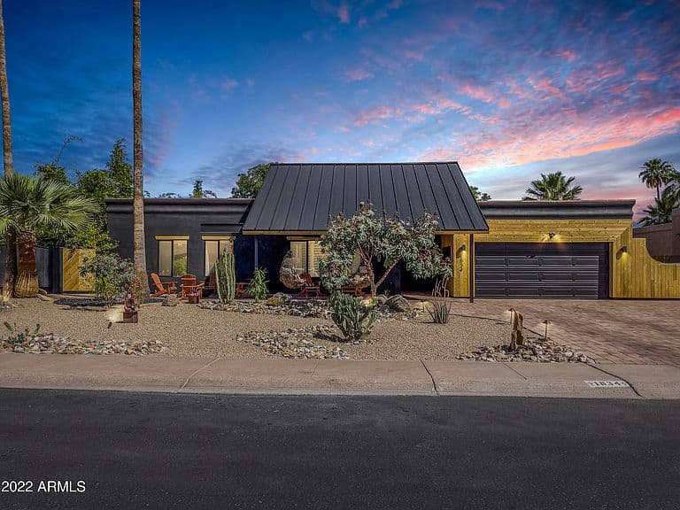 1834 E RIVIERA Drive photo 1