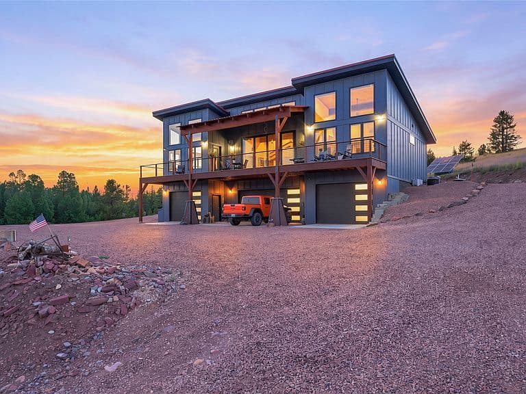 5 Tracy Ln photo 2