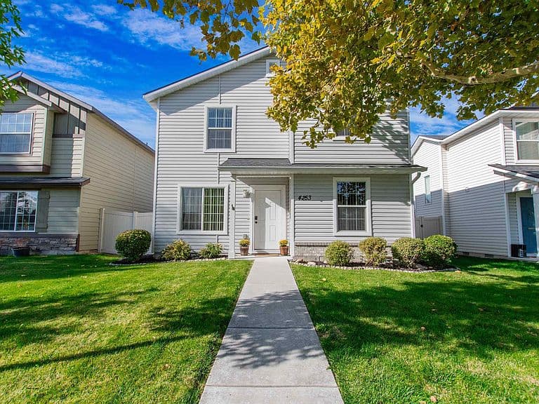 4253 S Overhill Way photo 2