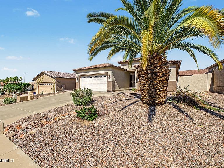 10762 W CIMARRON Drive photo 3