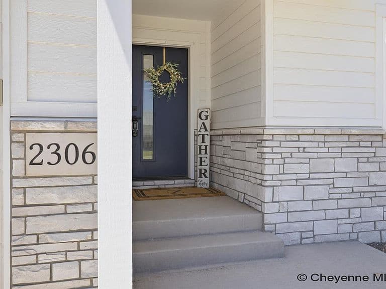 2306 Ledoux Dr photo 2