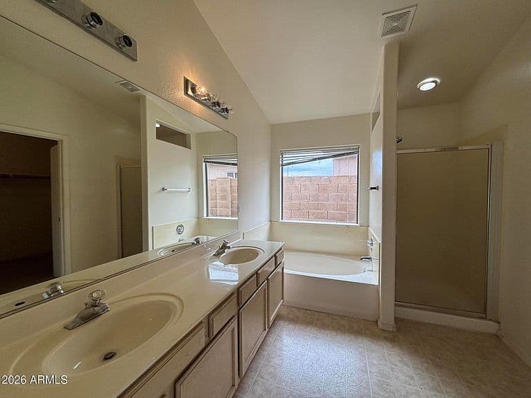 8540 W Rue de Lamour -- photo 5