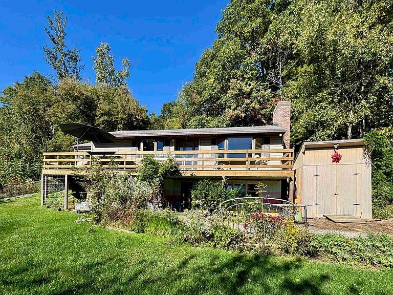 143 Mattison Road photo 1