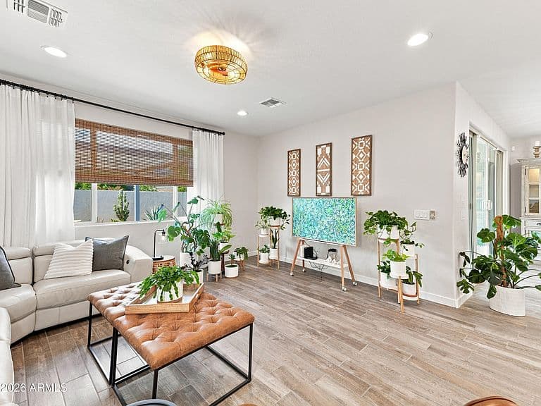 9838 E HARVEST Road photo 4