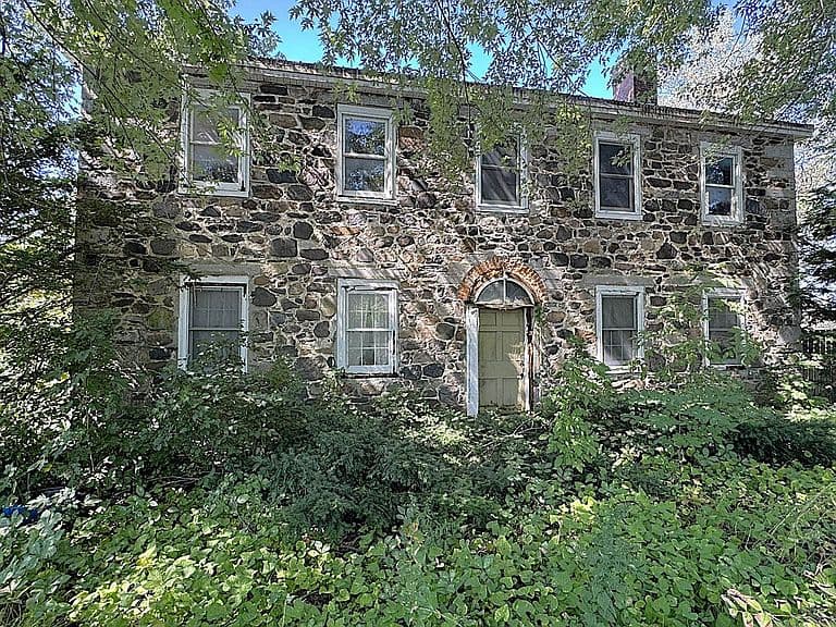 748 South Main Street photo 1