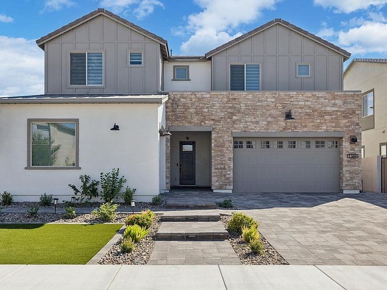 1369 E NARROWLEAF Drive photo 1