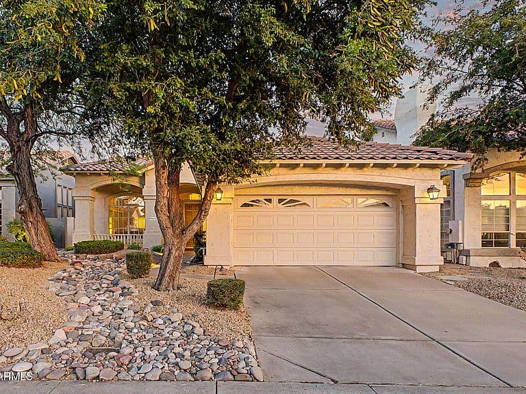 4309 E RANCHO CALIENTE Drive photo 1