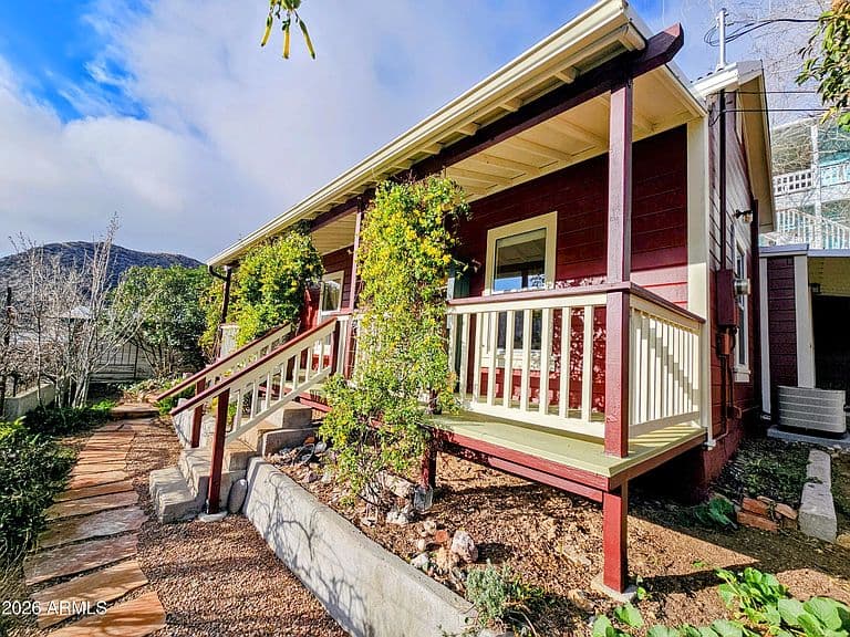 138B Opera Dr photo 4