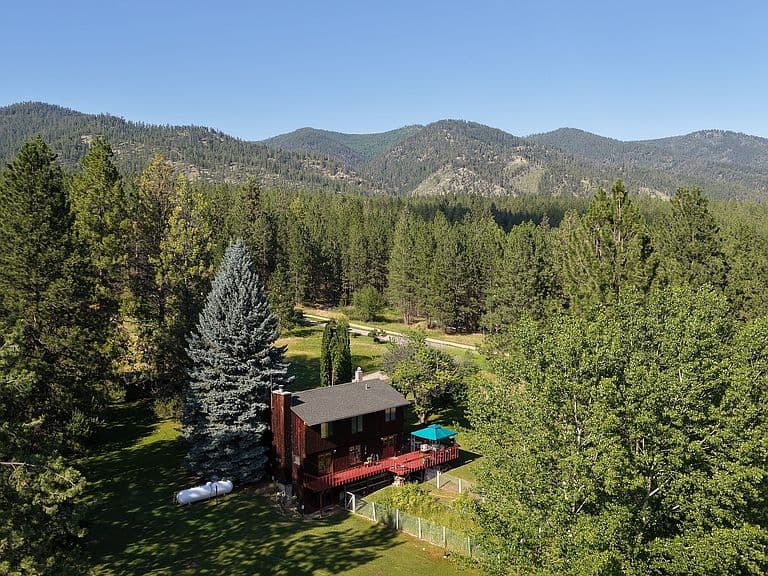 18925 Appaloosa Ln photo 2