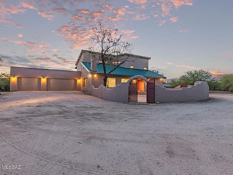 5100 E Golder Ranch Dr photo 5