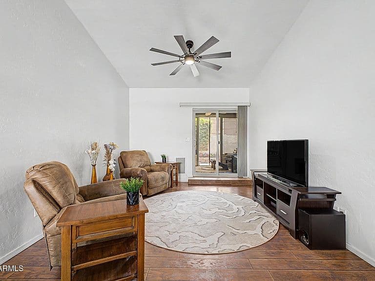 1500 N Sunview Parkway #7 photo 4