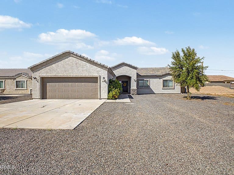 5678 E PONY TRACK Lane photo 1