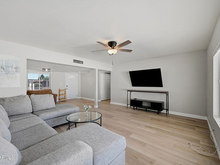 3040 E DAHLIA Drive photo 5