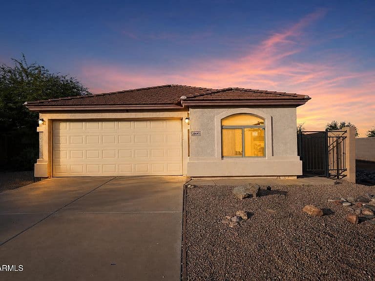 28645 N DOLOMITE Lane photo 2