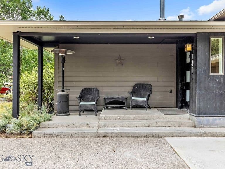 1411 S Rouse Ave photo 4
