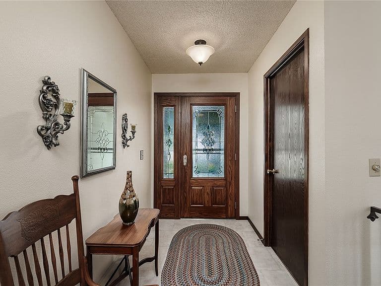 529 Greenspring Pl photo 2