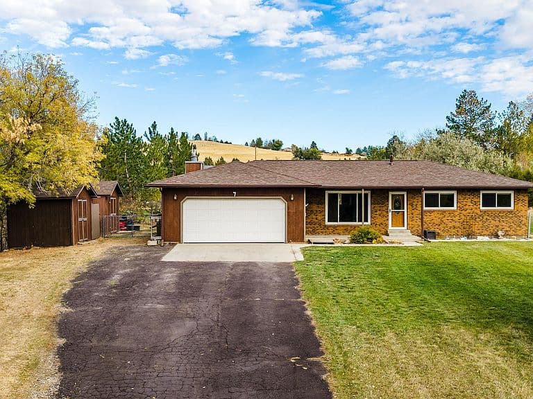7 Country Estates Dr photo 1