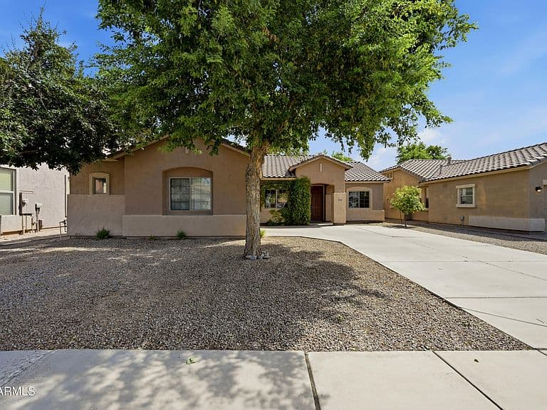 19839 E REINS Road photo 2