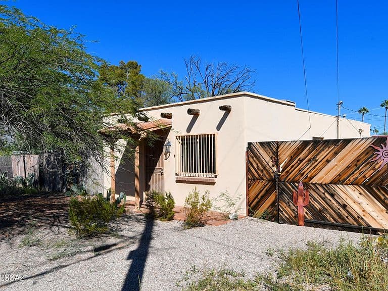 3044 N Dale Ave photo 3