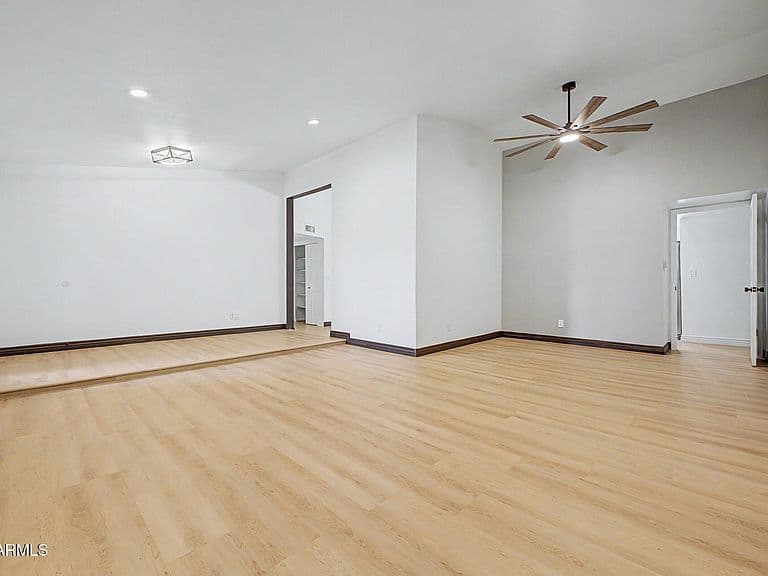 6030 W RIVIERA Drive photo 4