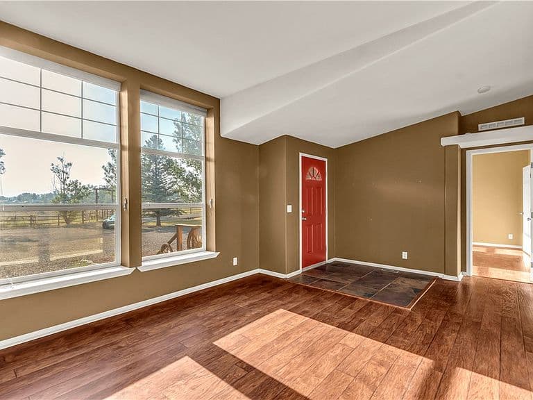 9595 King Ave W photo 3