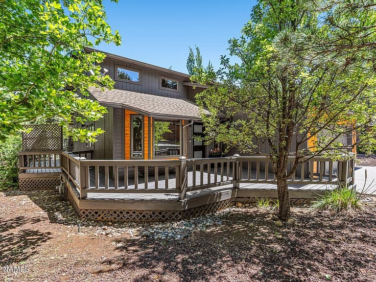 4716 E Hightimber Ln photo 3