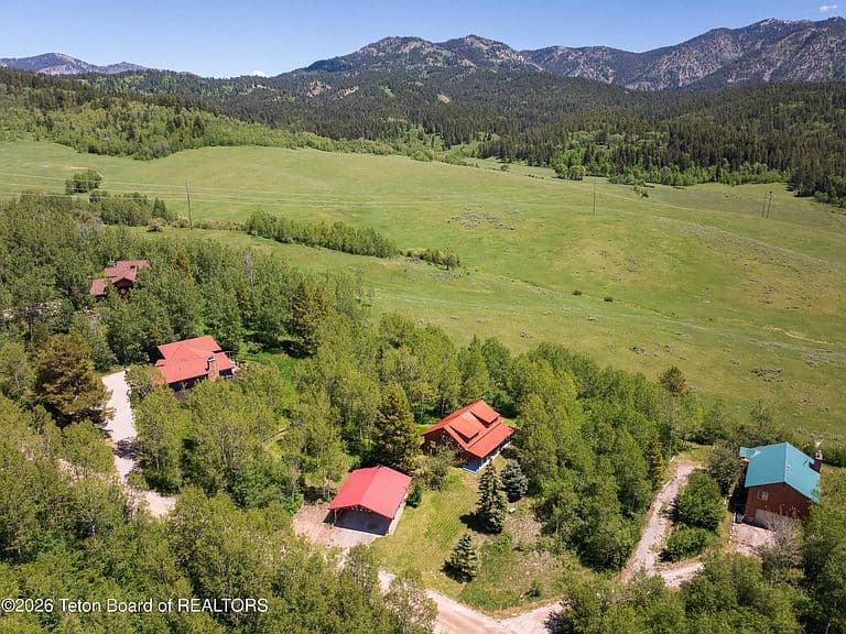 150 Chokecherry Dr photo 5
