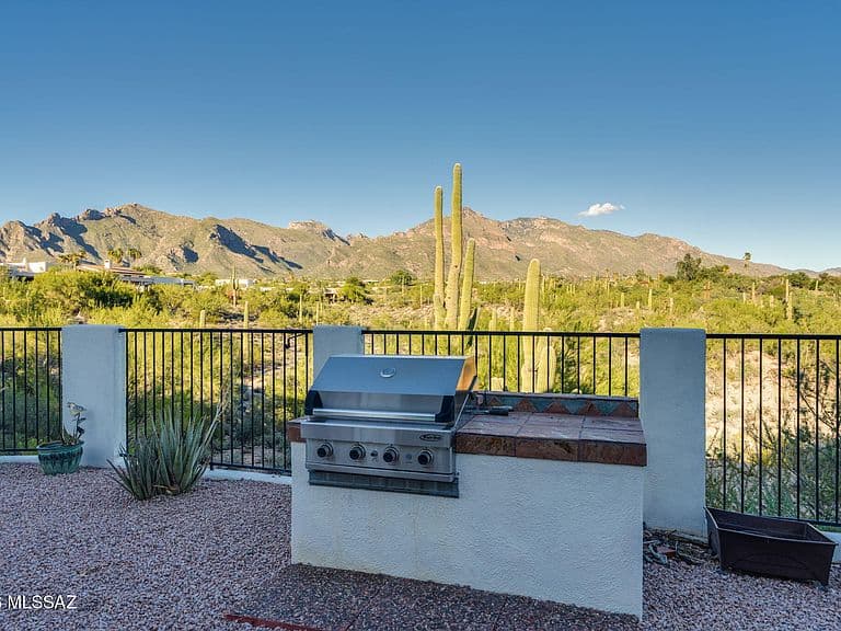 481 E Deers Rest Pl photo 4
