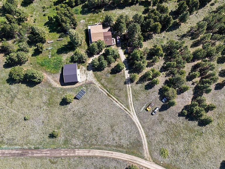 4855 Iron Ridge Loop photo 3