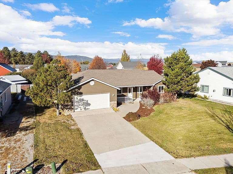 142 Blue Crest Dr photo 4
