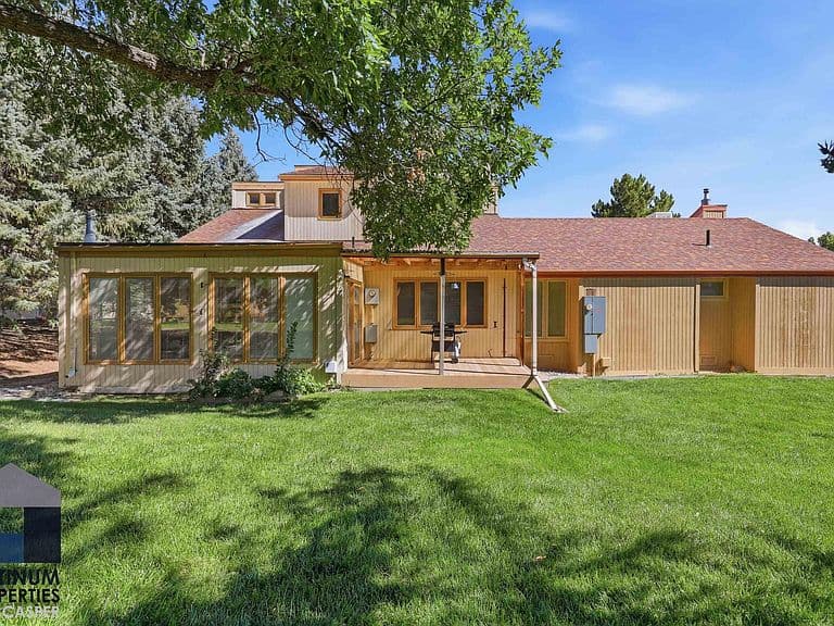 3841 Woodglenn Pl photo 2