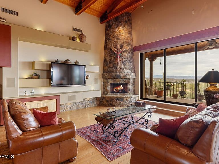 13906 E Montello Road photo 3