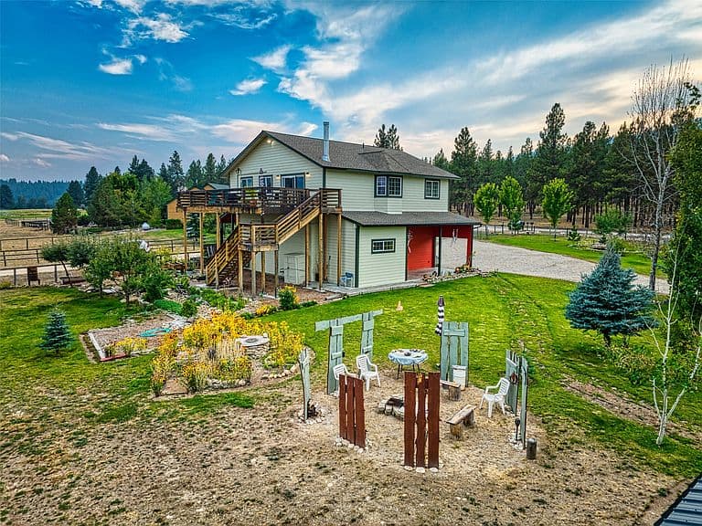 344 Justin Dr photo 3